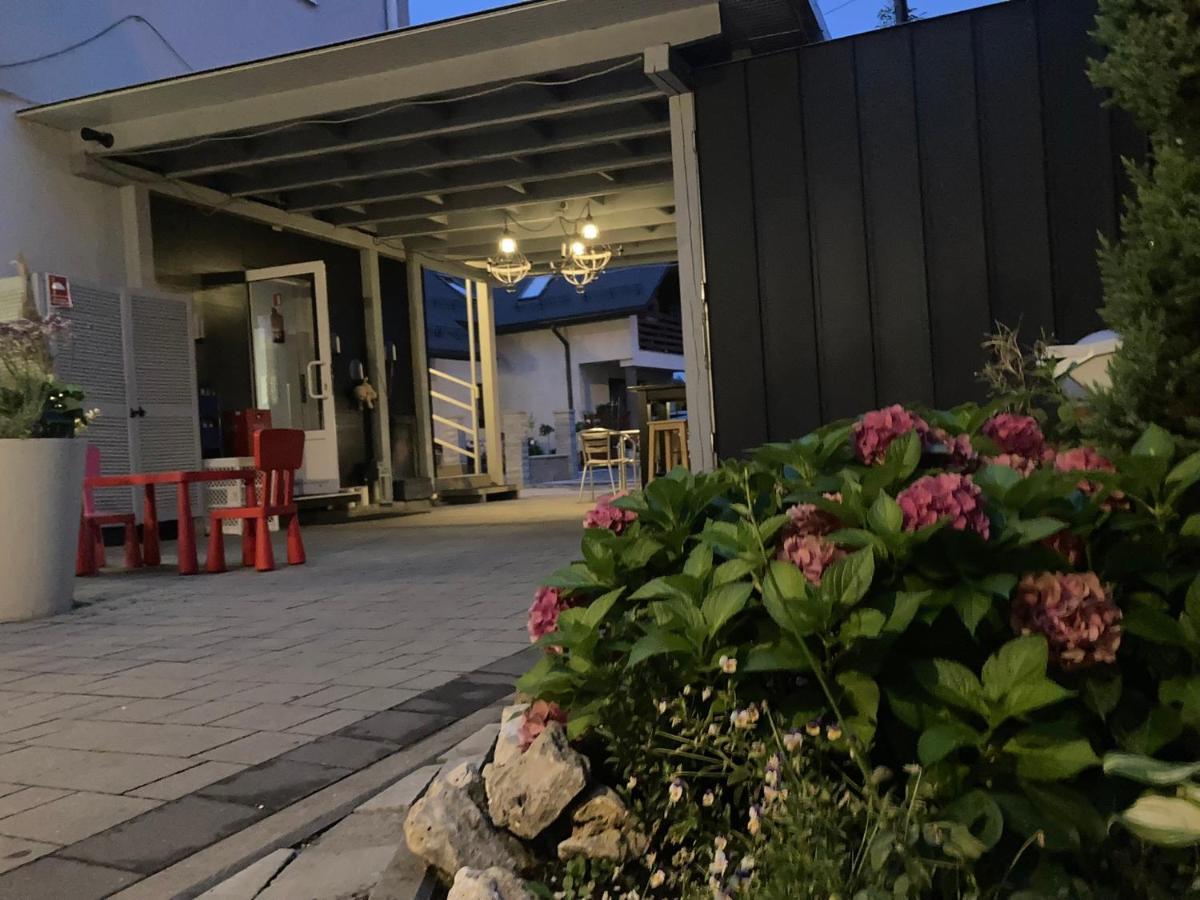 Bed&Breakfast Mikunda Chrzanow Exterior photo
